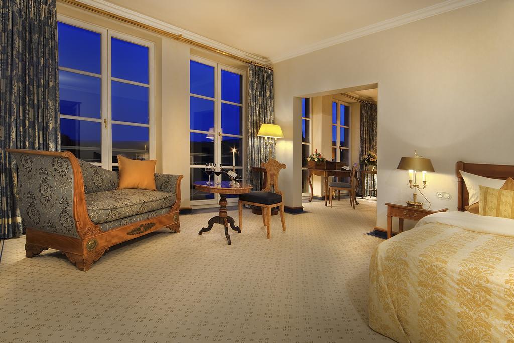 Hotel Schloss Reinhartshausen Eltville am Rhein Zimmer foto